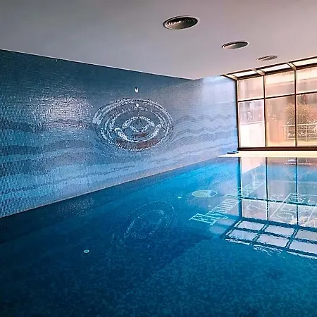 فندق Taksim Perfect Sauna Pool Access اسطنبول